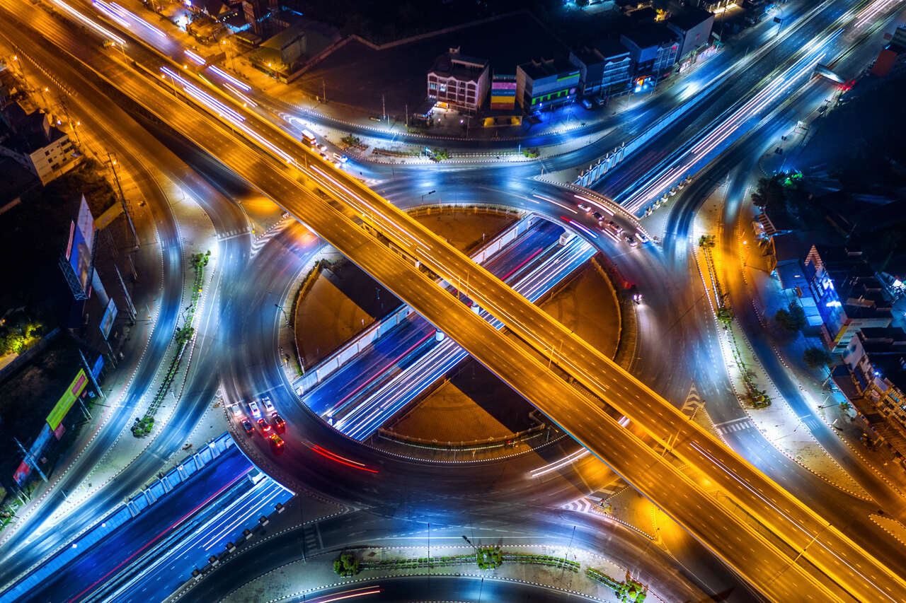 Leia mais sobre o artigo Rodovias inteligentes: desafios, inovações e caminhos para o futuro